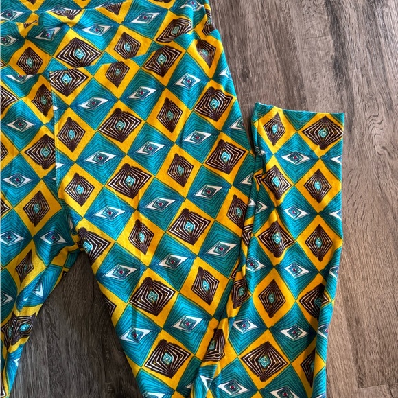 LuLaRose Tall & Curvy Leggings Lot - Picture 7 of 13